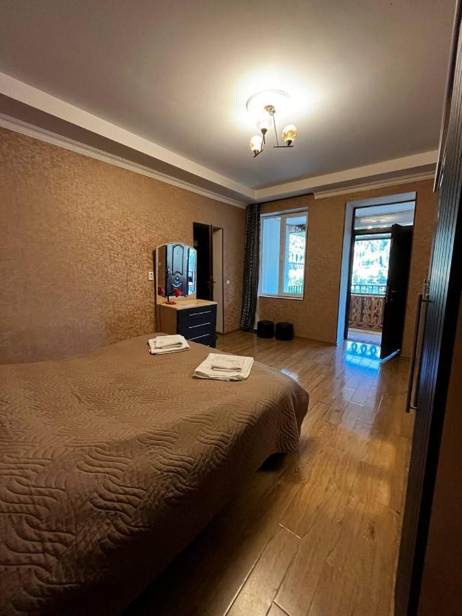 Guesthouse Data Местія Екстер'єр фото