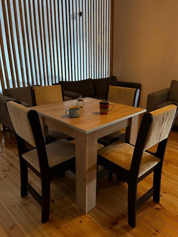 Guesthouse Data Местія Екстер'єр фото