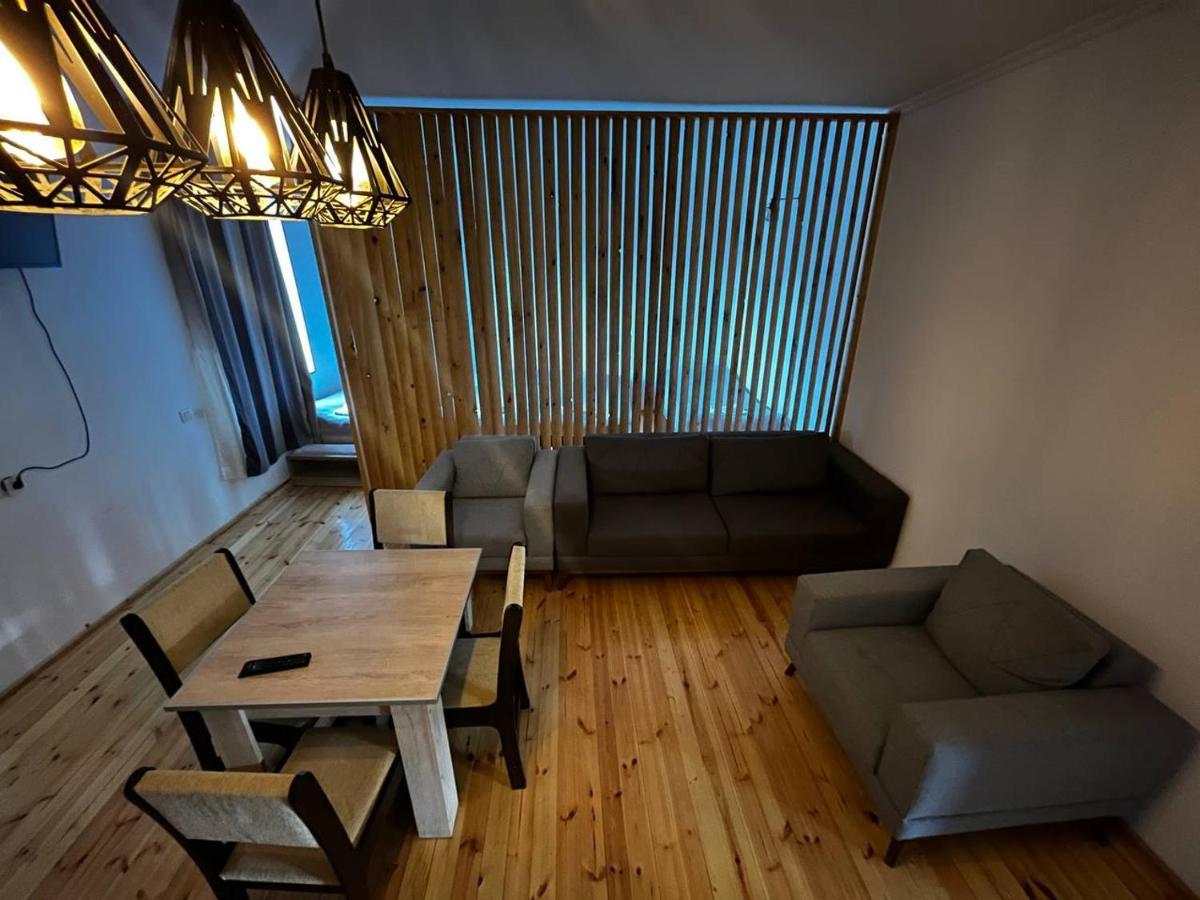 Guesthouse Data Местія Екстер'єр фото