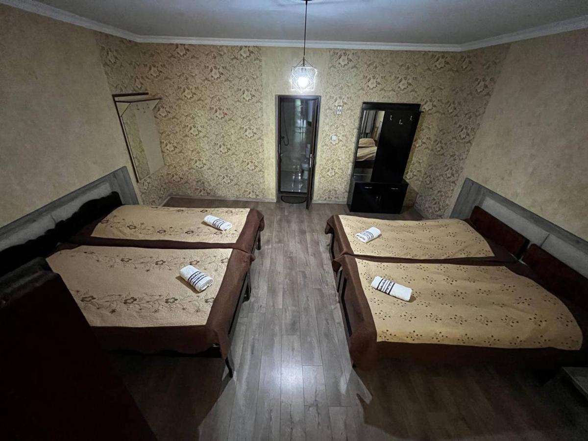 Guesthouse Data Местія Екстер'єр фото